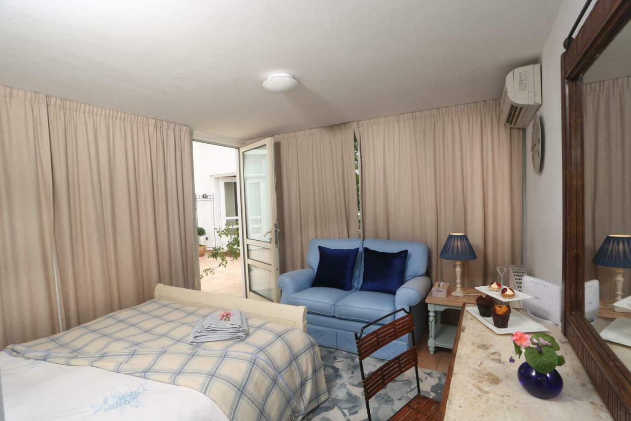 Sunny Garden Studio Hotel Nicosia Esterno foto